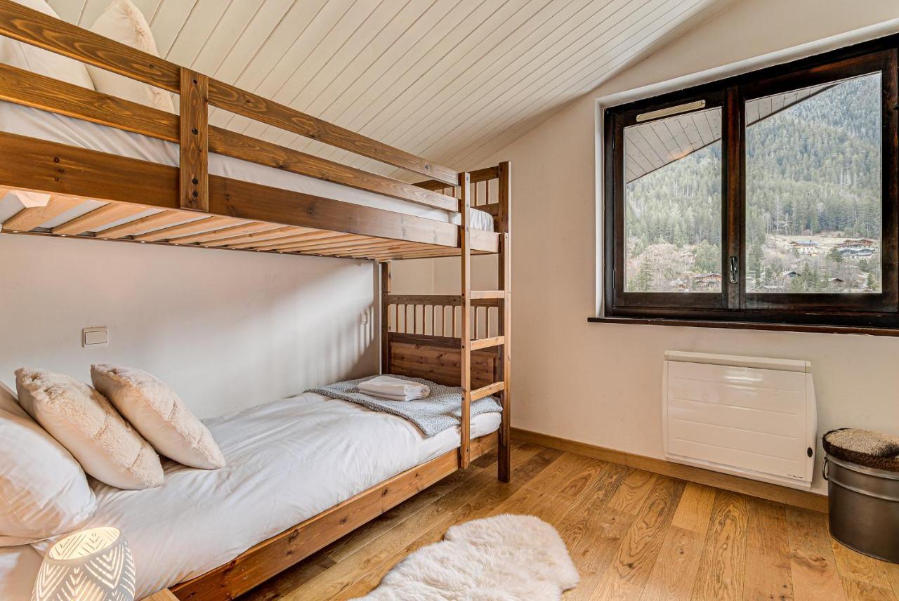 Apartment Les Drus - Alpes Travel - Chamonix - Sleeps 6 Экстерьер фото