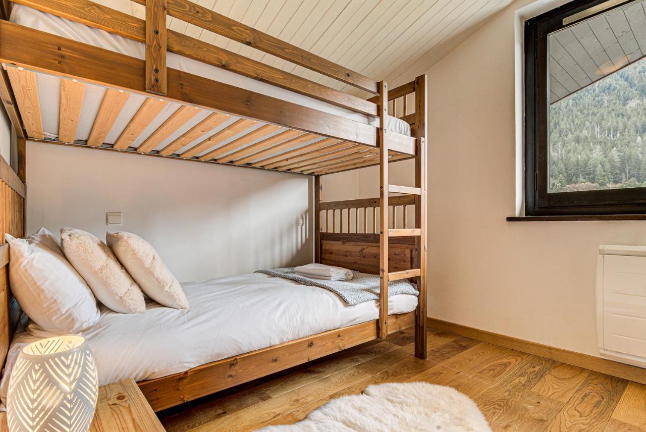 Apartment Les Drus - Alpes Travel - Chamonix - Sleeps 6 Экстерьер фото